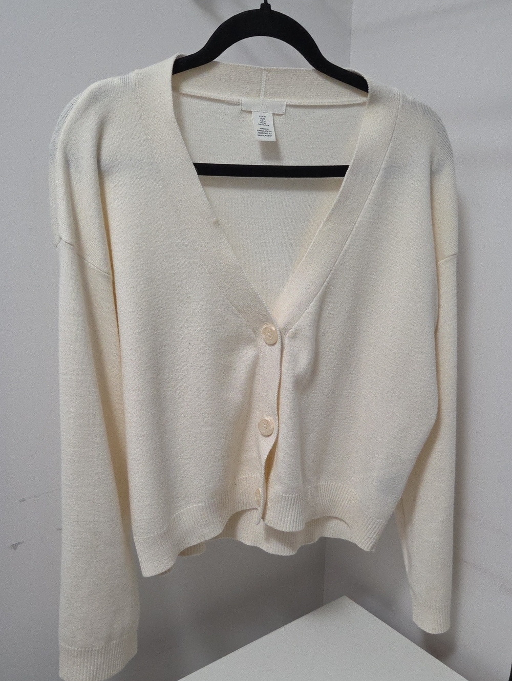 H&M Cream V-Neck Button Cardigan